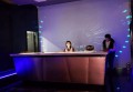 上海有小费拿的酒吧招聘女招待,是否需要具备一定的表演能力？